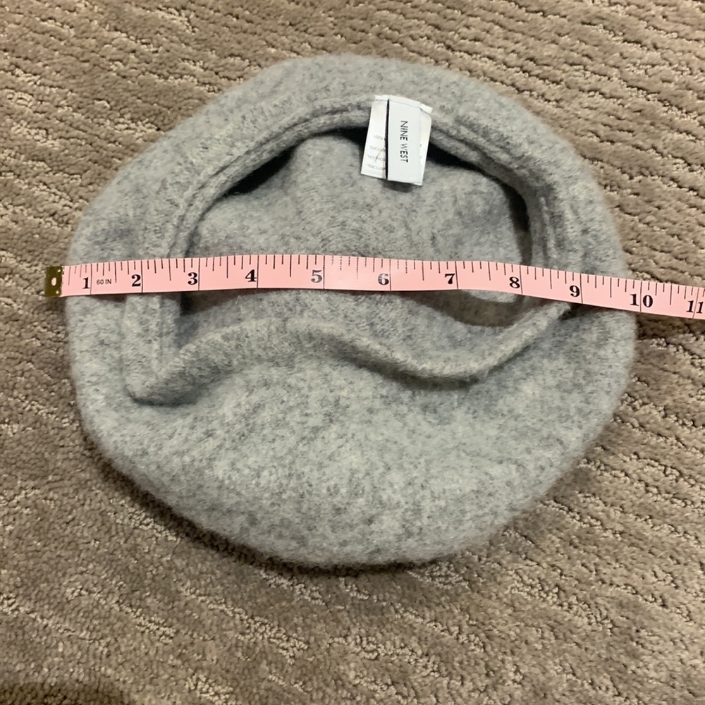 Nine West Wool Beret With Pom Pom - Picture 6 of 6